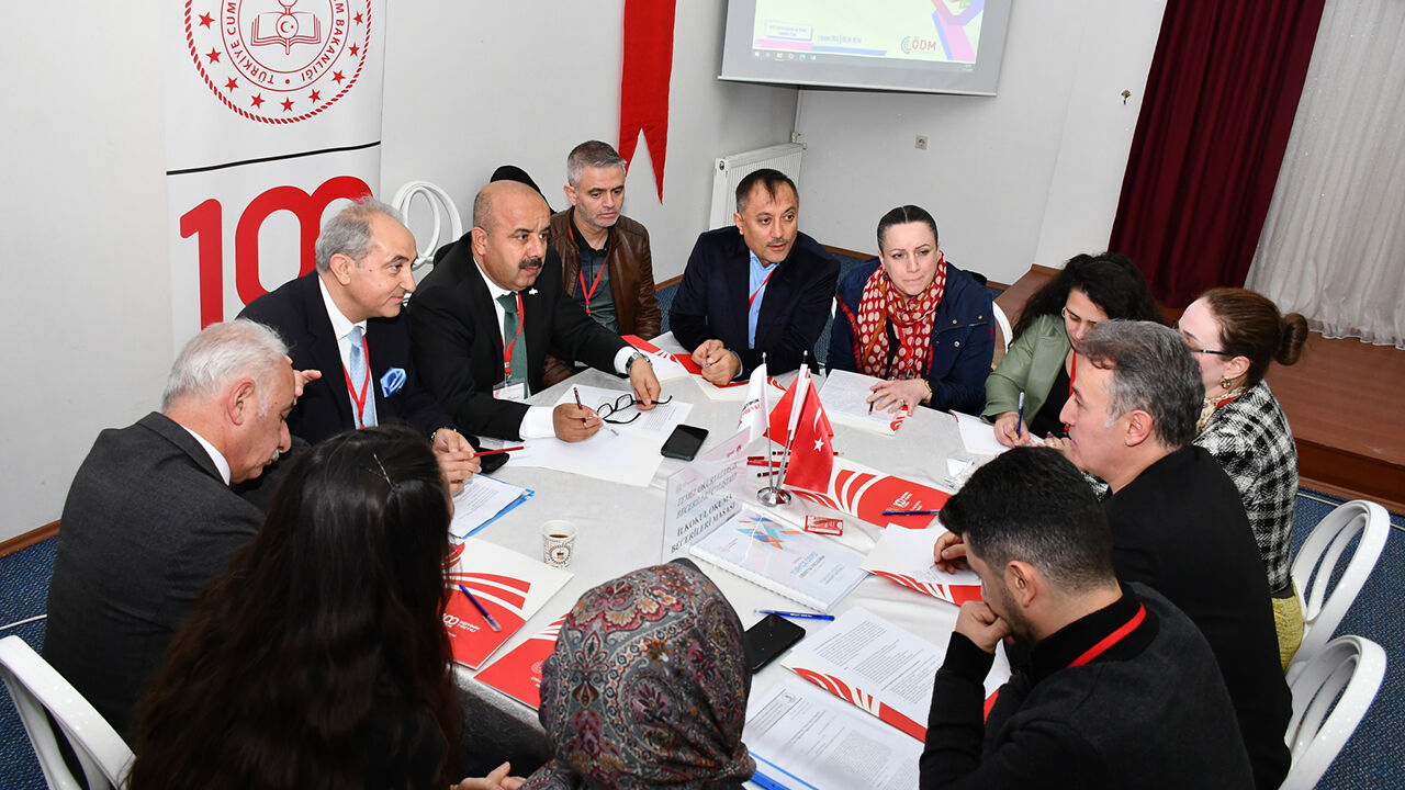 Okuryazarlıkcalıstayı (3)