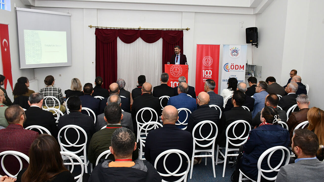 Okuryazarlıkcalıstayı (5)