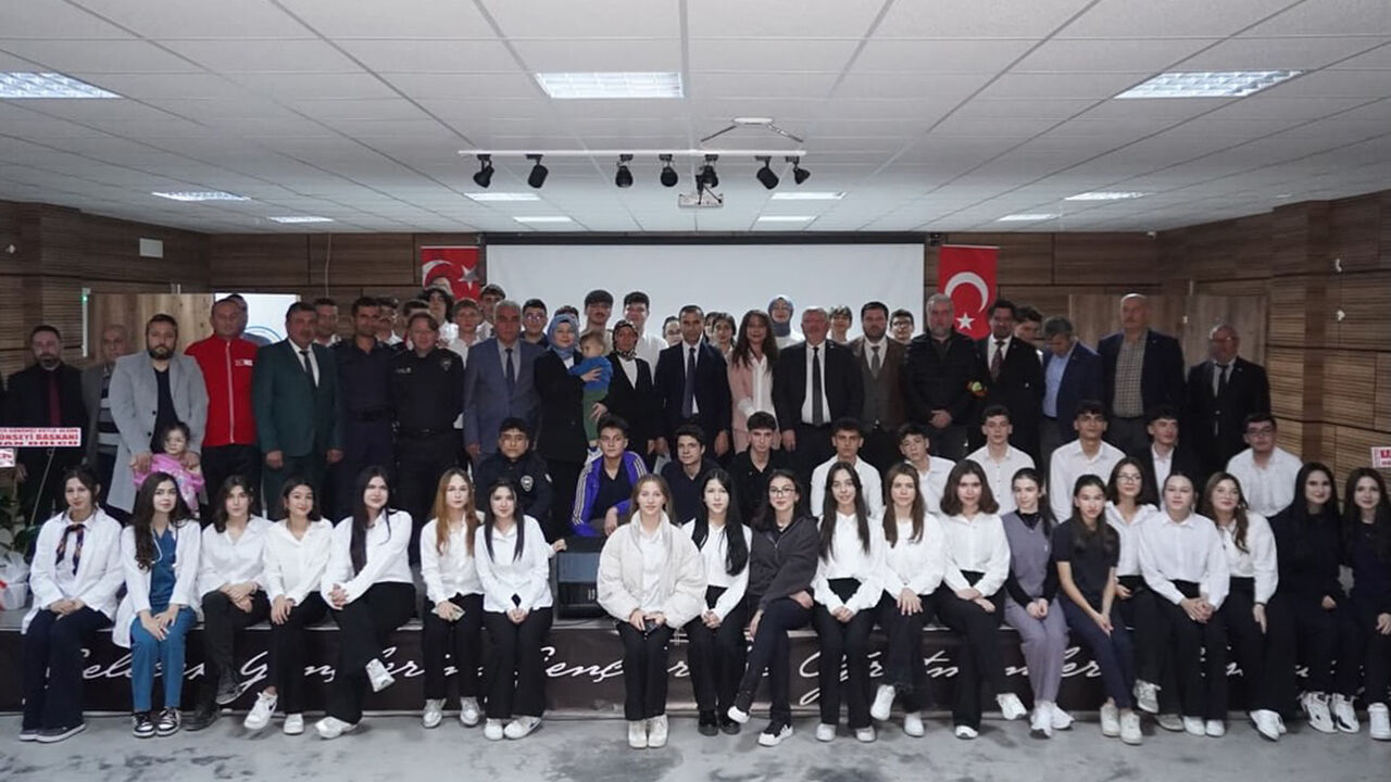 Osmancıkogretmenlergun (3)