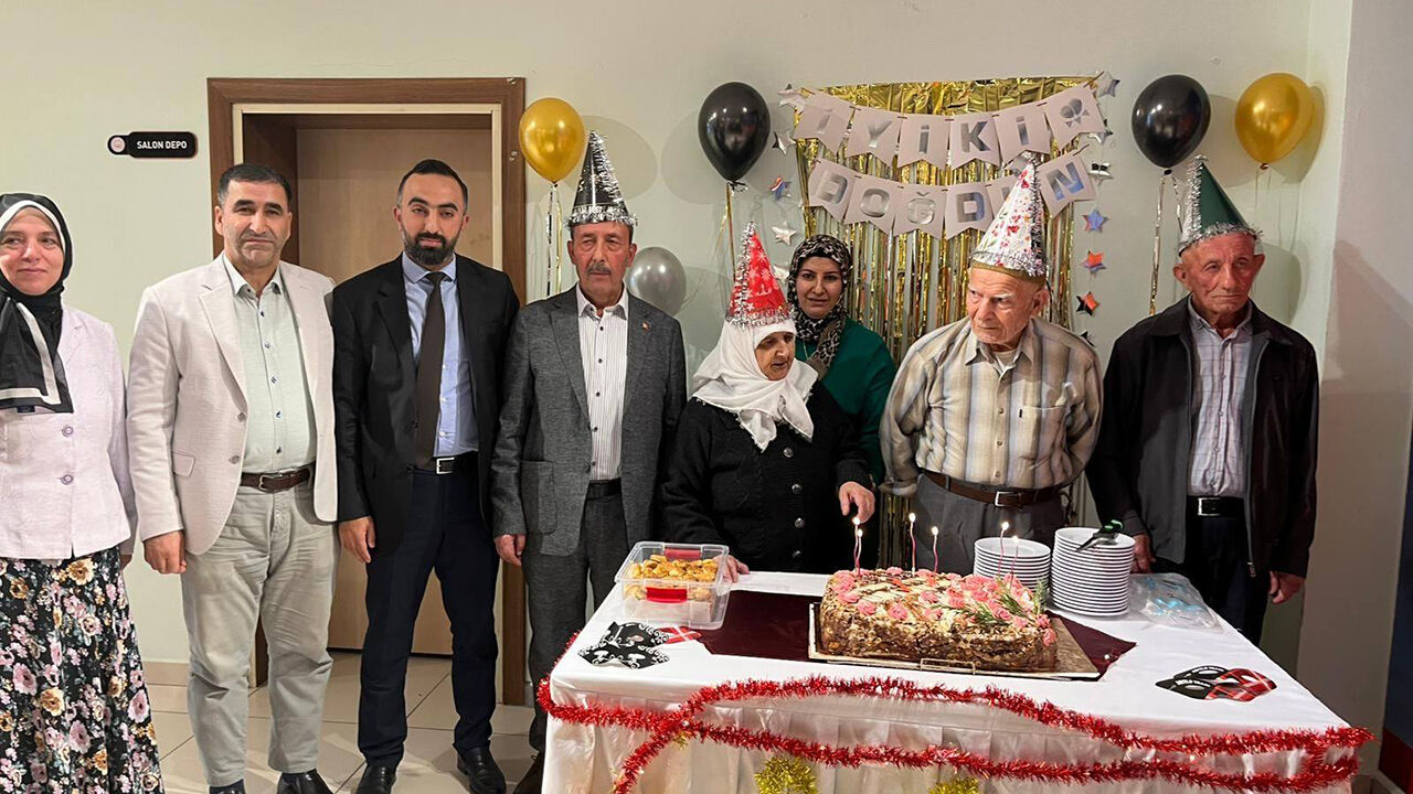 Yaslılardogumgunu (2)