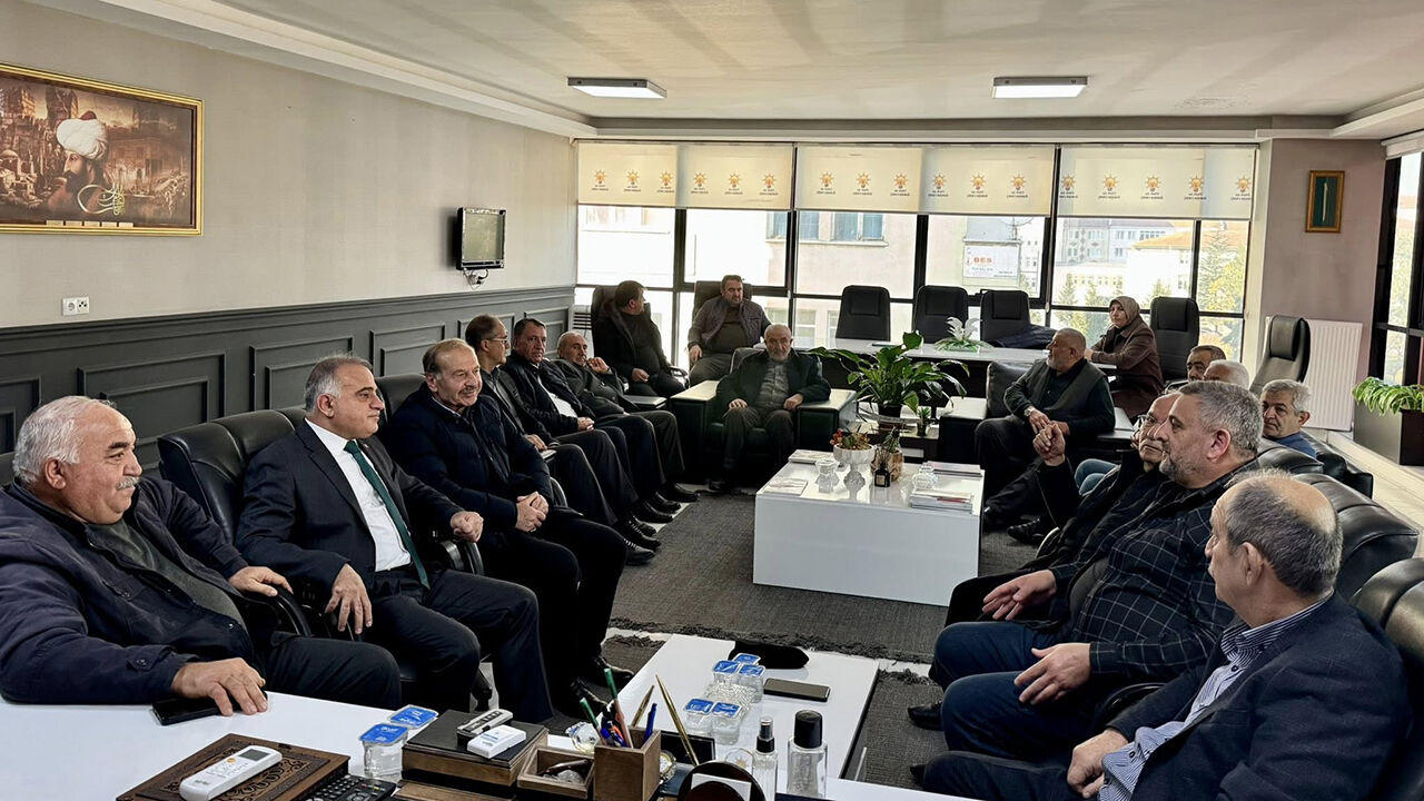 Akpartivefabulusmaları (2)