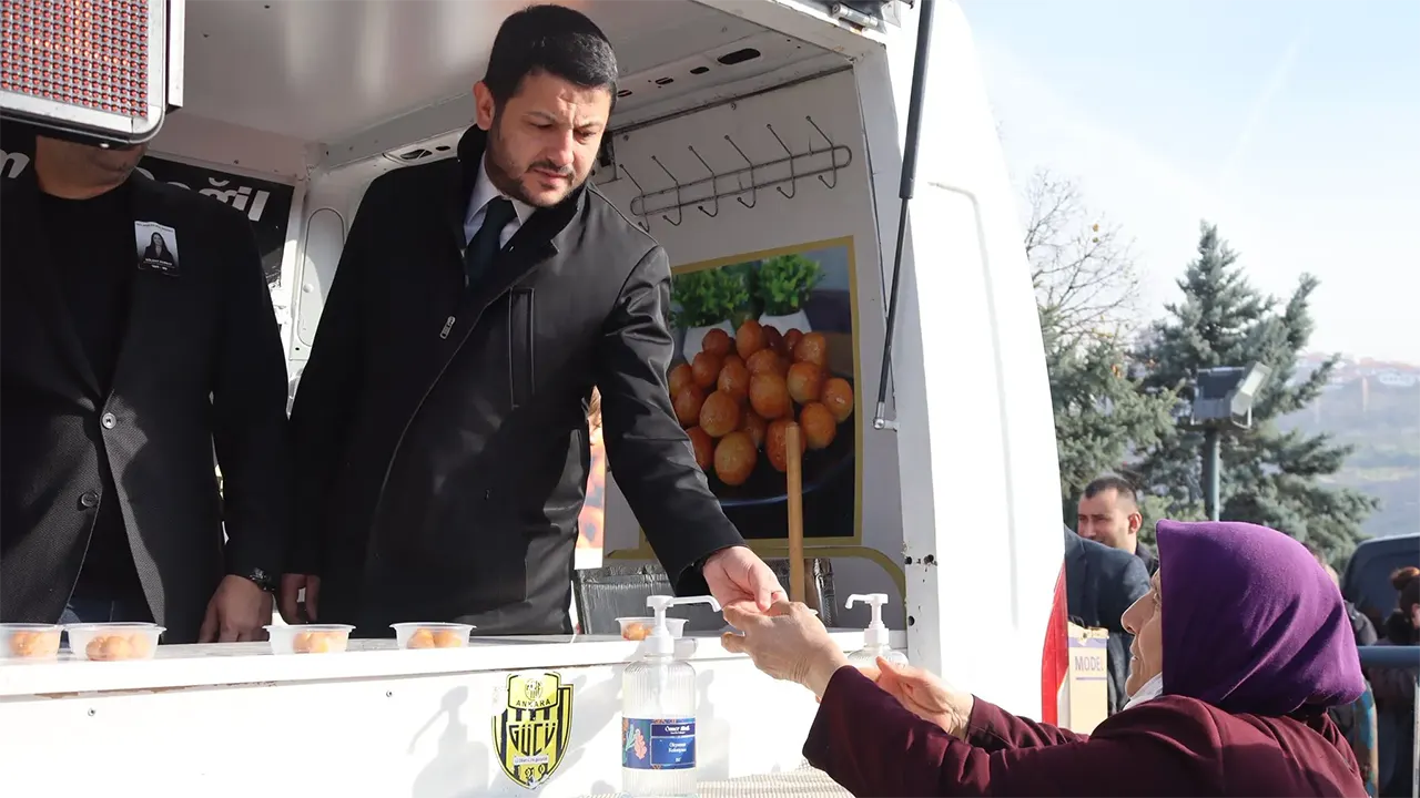 Chp Gülşah Durbay’ı Dualarla Andı Hacı Bayram’da Lokma Dağıtıldı 2