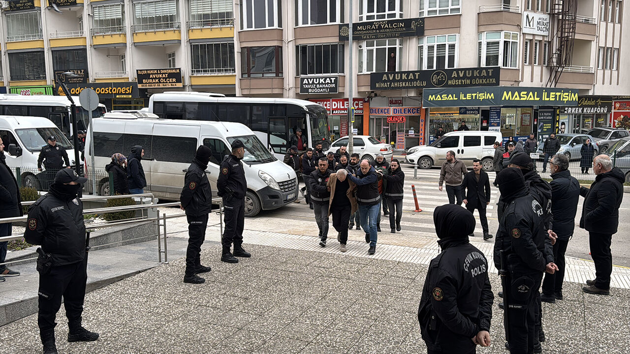 Dolandırıcıoperasyon (1)