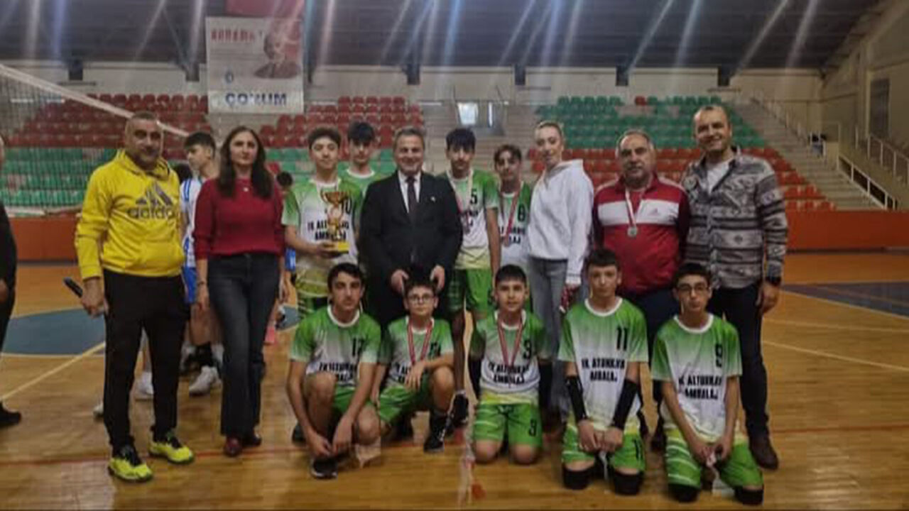 Voleybolll (2)