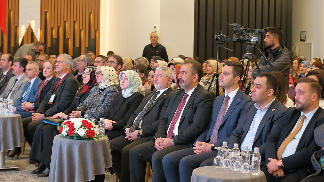 Annedostusehir (1)