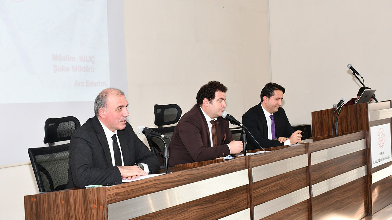 Egitimtoplantı (1)