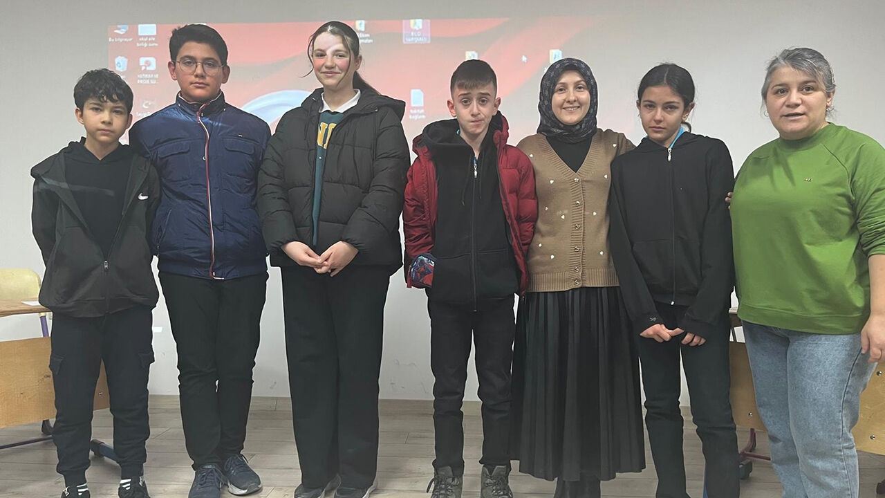 Kargıbilgiyarısması (4)