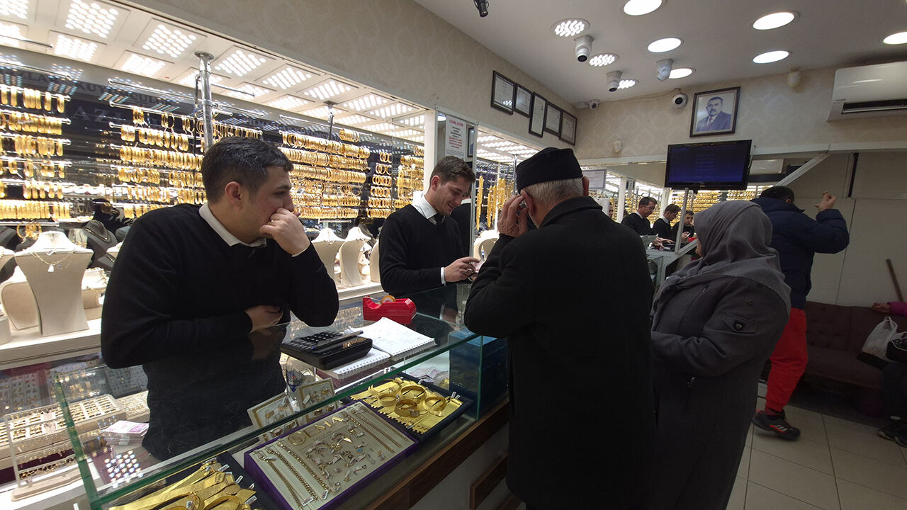 Kuyumcunun Dikkati Hayat Kurtardı 700 Bin Lira Uçup Gidecekti