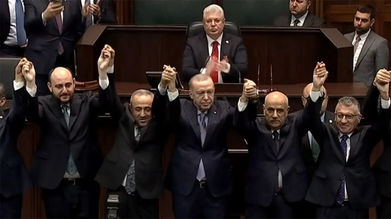 Meclis’te Transfer Rüzgarı Chp Ve Deva’dan Ak Parti’ye Geçiş. 4