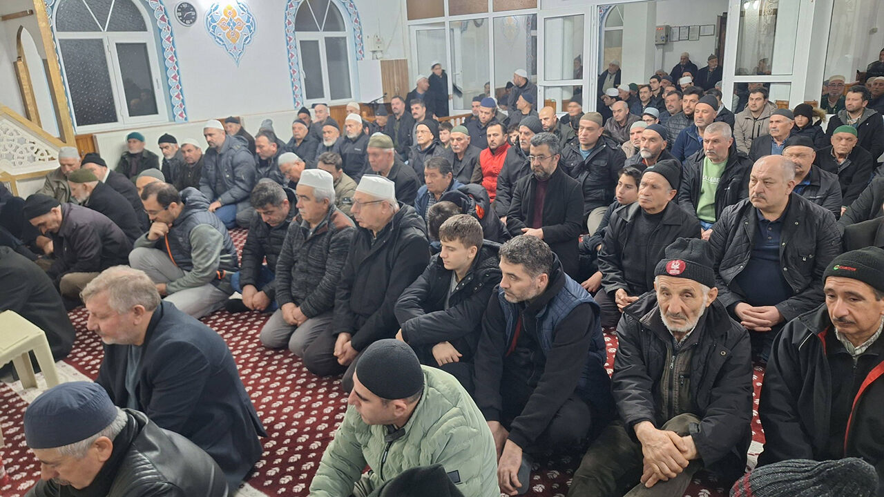 Osmancıknamazblusma (3)