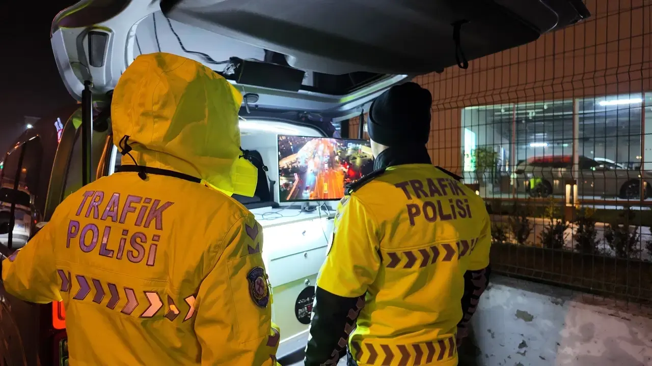 Yeni Ehliyetinin Zarfını Polis Açtı Ama Sevinci Kursağında Kaldı3