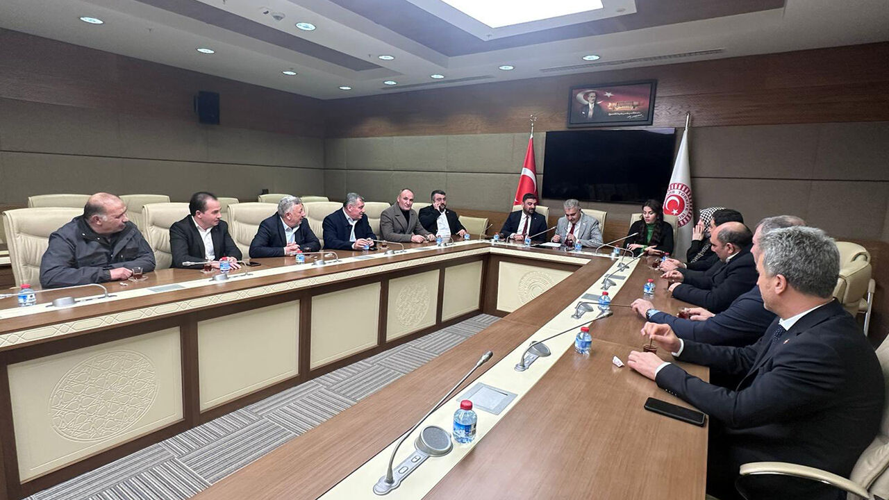 Akpartigazimeclisi (2)