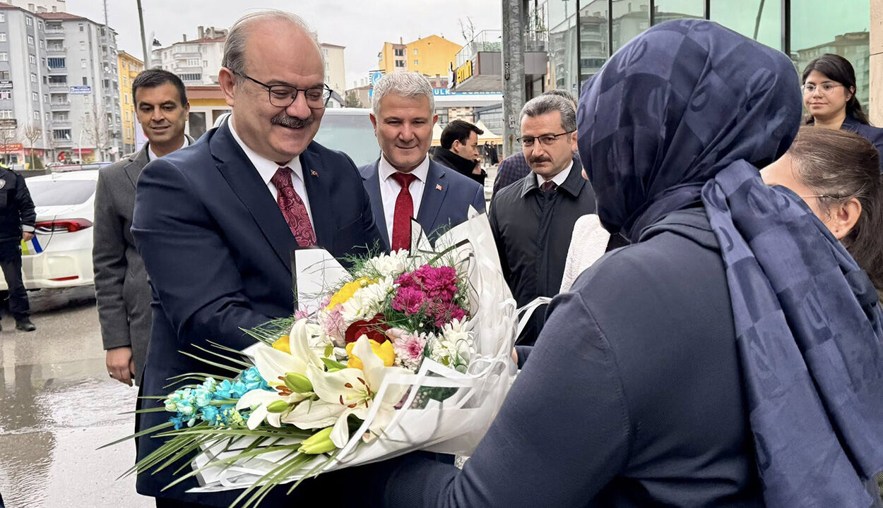 Bakanyardımcısı2