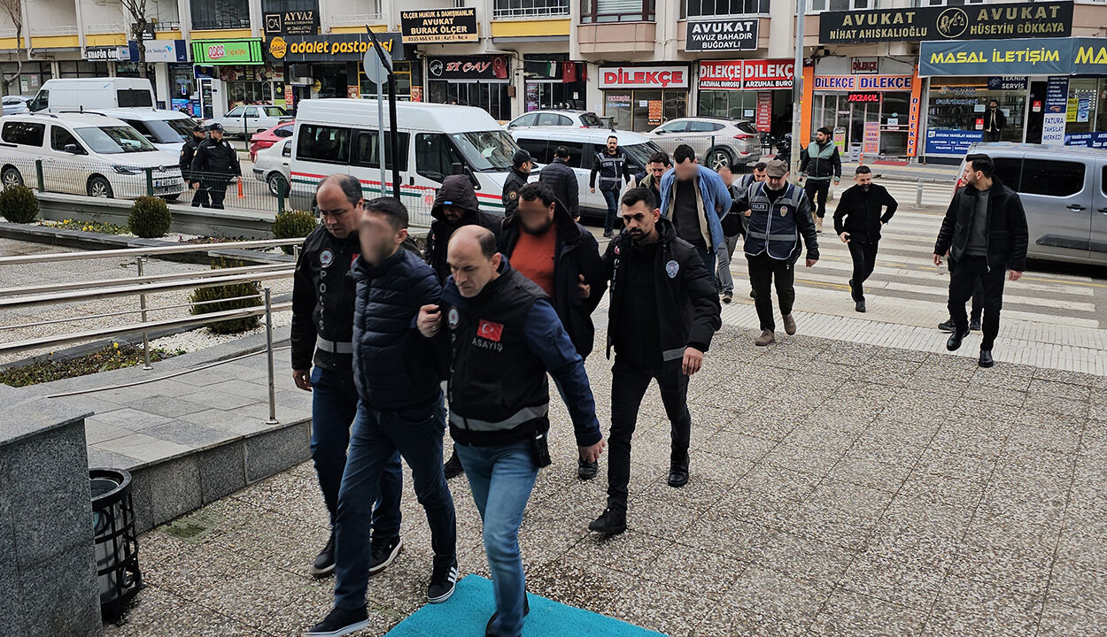 Dolandıracılık (2)
