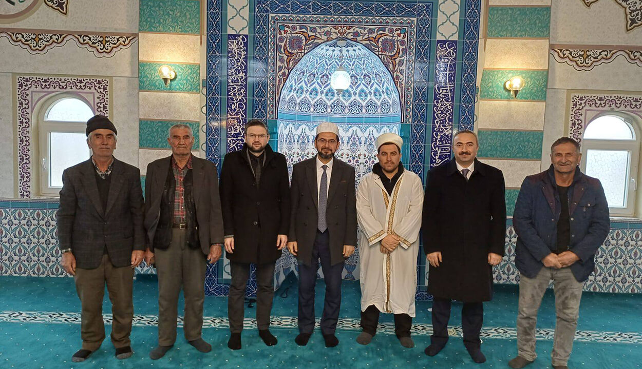 Osmancıkcamiziyaret (2)