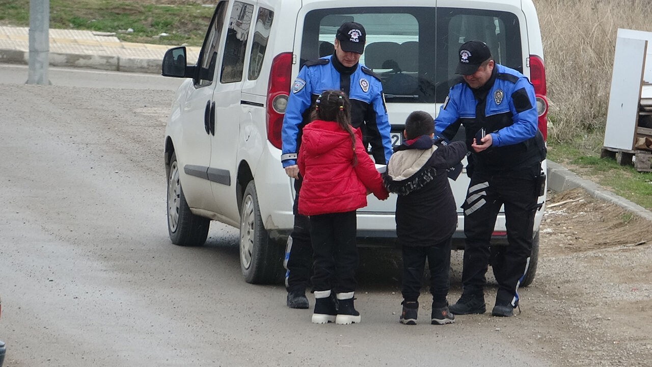 Polisayakkabı (1)
