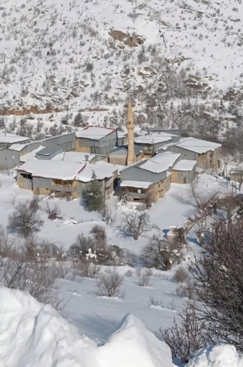 Türkiye’nin En Küçük Köyünde Bir Başına Hem Muhtar Hem Seçmen 4