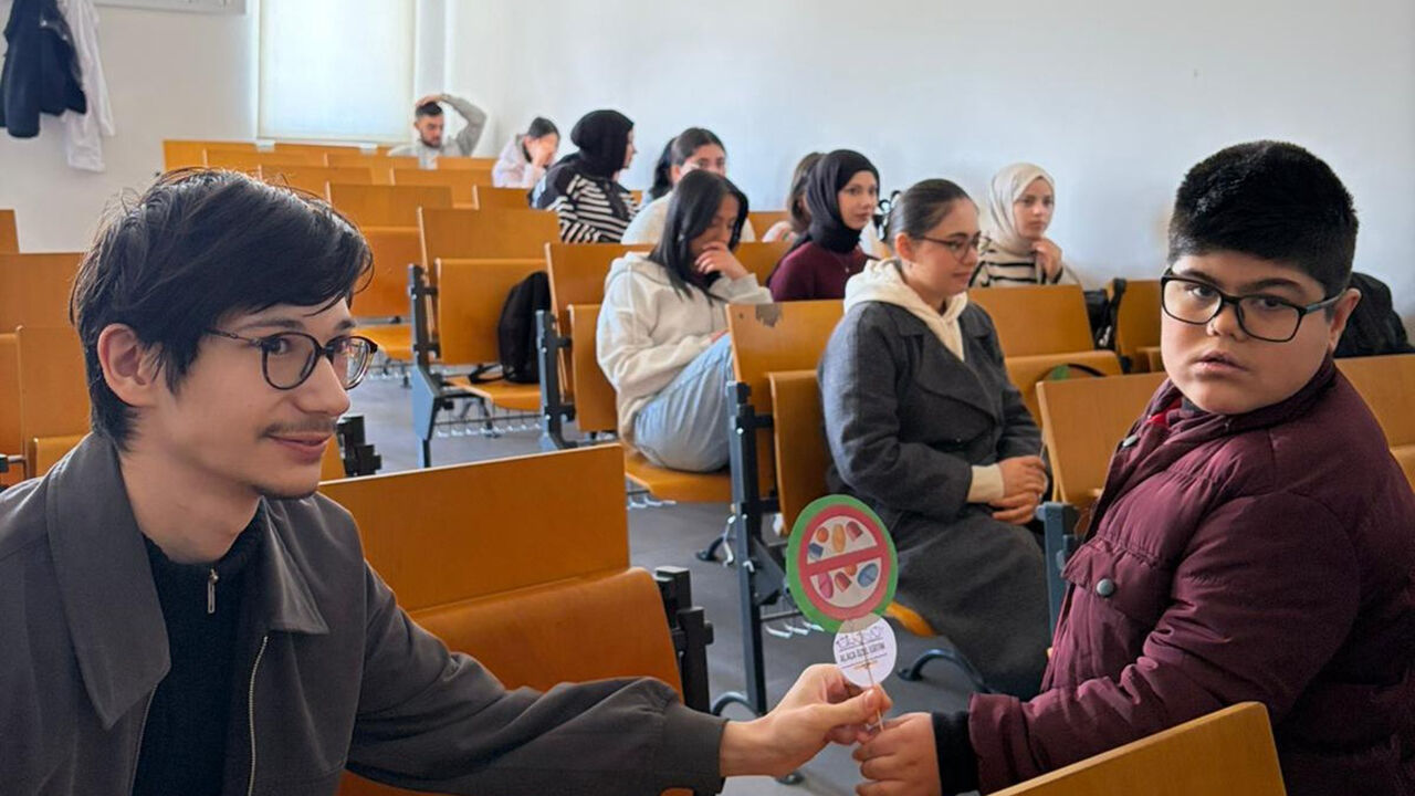 Alacaozelogrenciler (3)