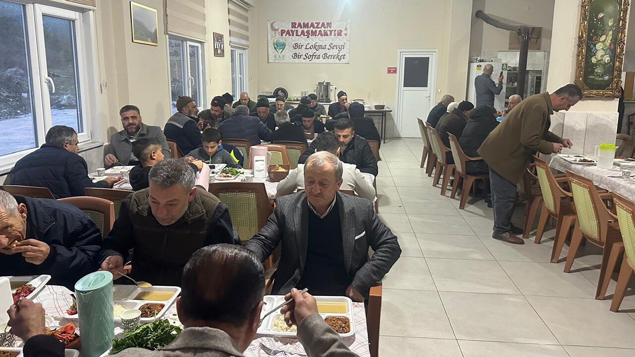 Baskandereliiftar (2)