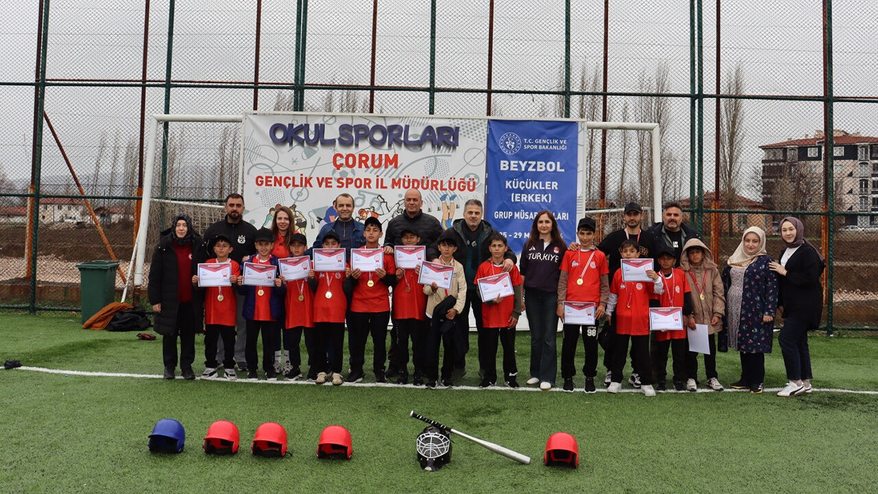 Beyzbolll (2)