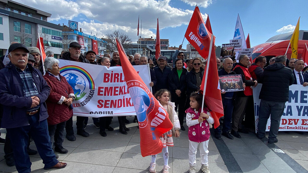 Emekliler (3)