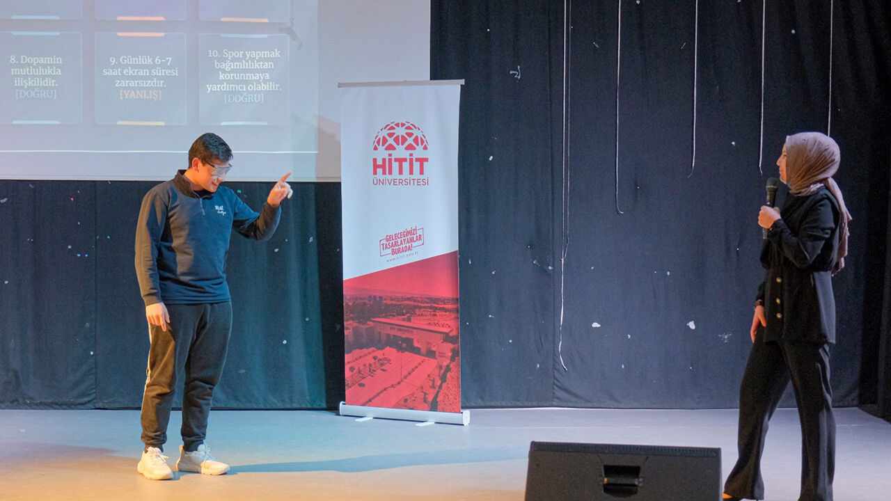 Hitituniversitesi (2)