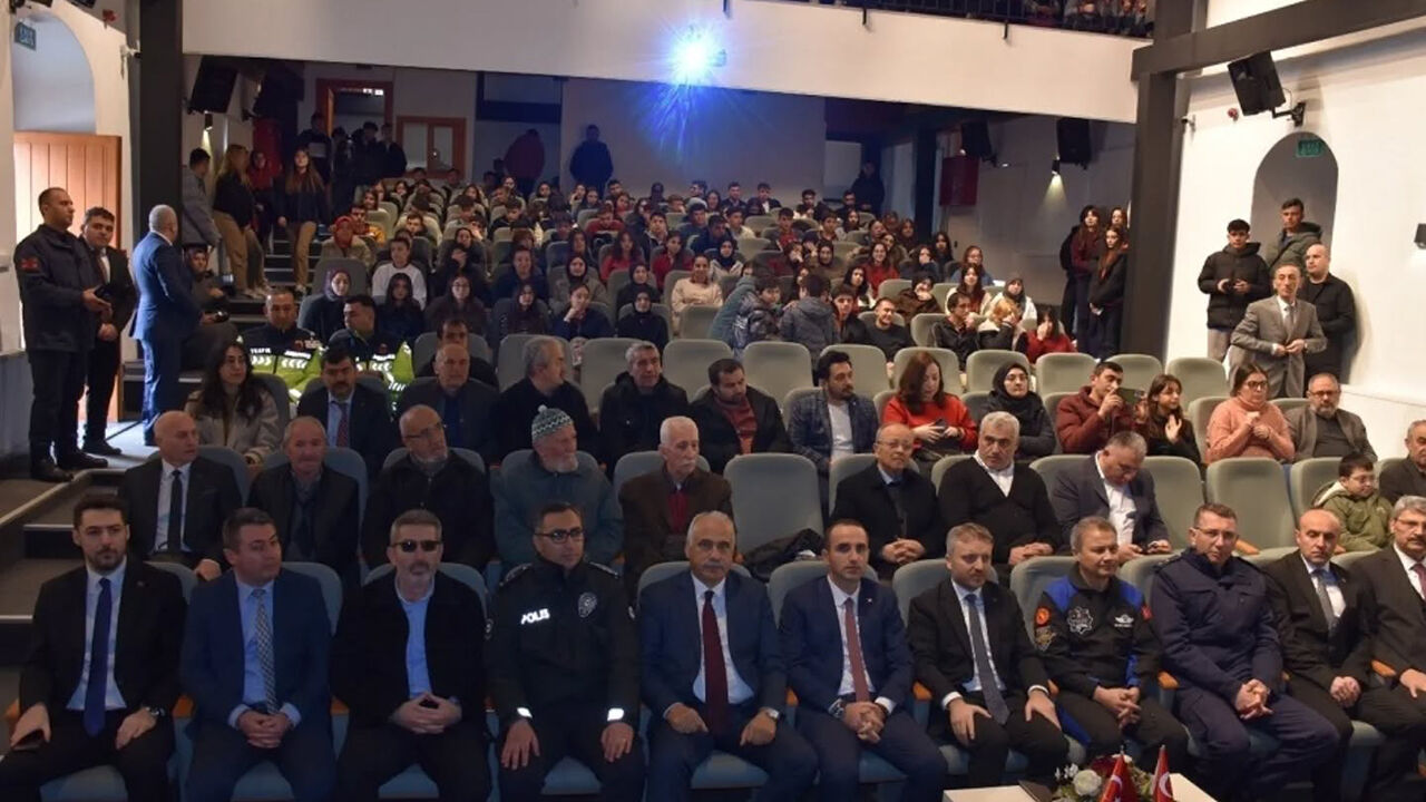 Iskilipalpergezeravcı (1)