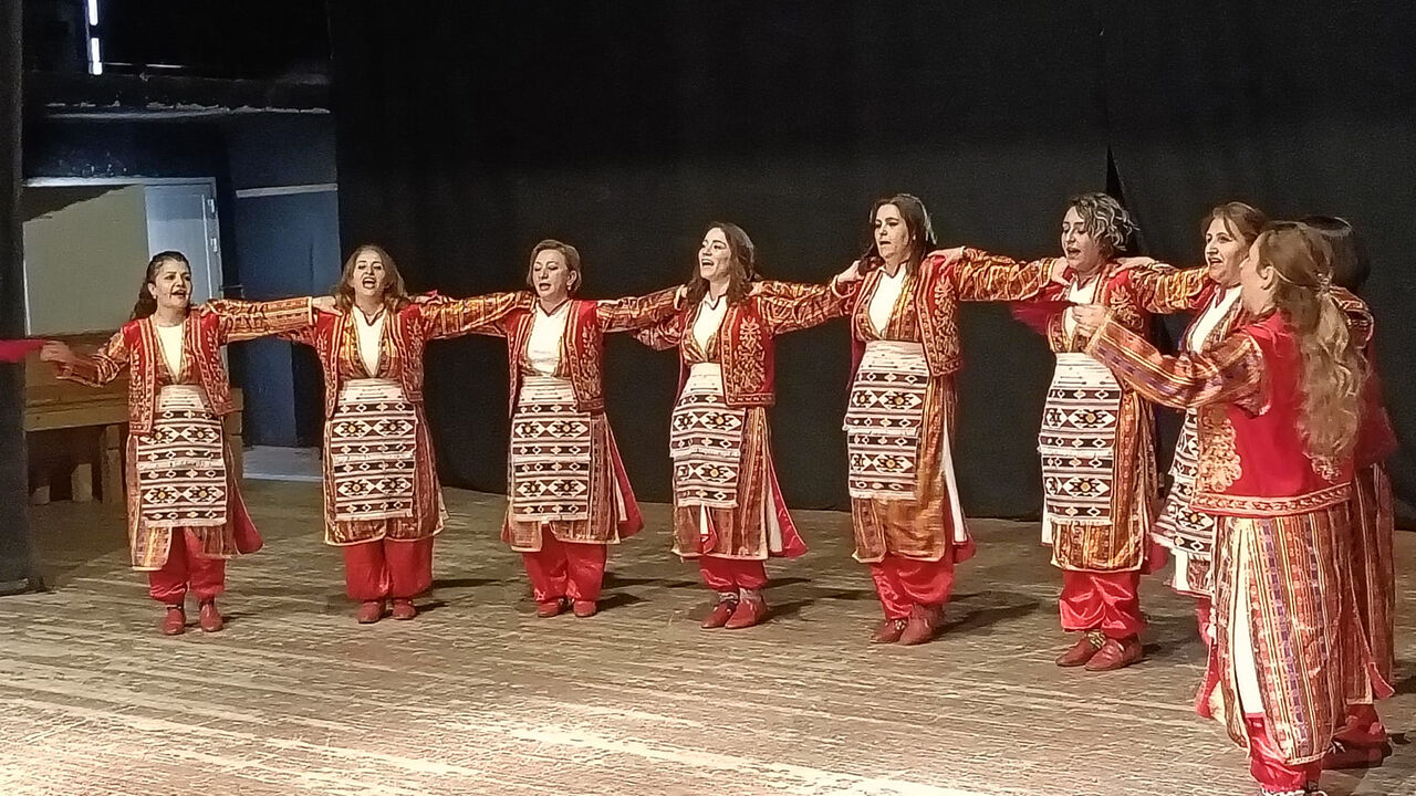 Kadınlargunumart (5)