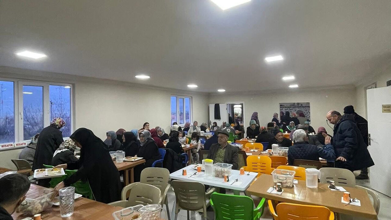 Kargıakpartiiftar (2)