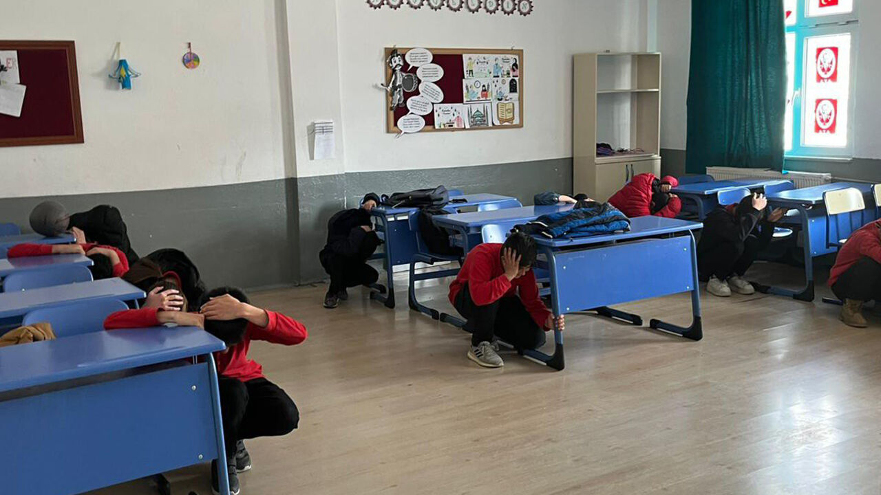 Kargıokullardepremtatbikatı (4)