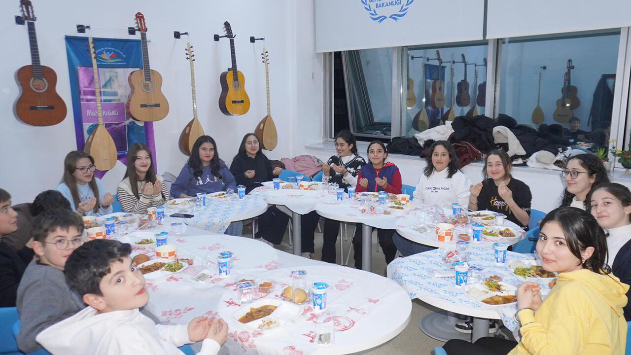 Osmancıkgenclikmerkezi (2)-2
