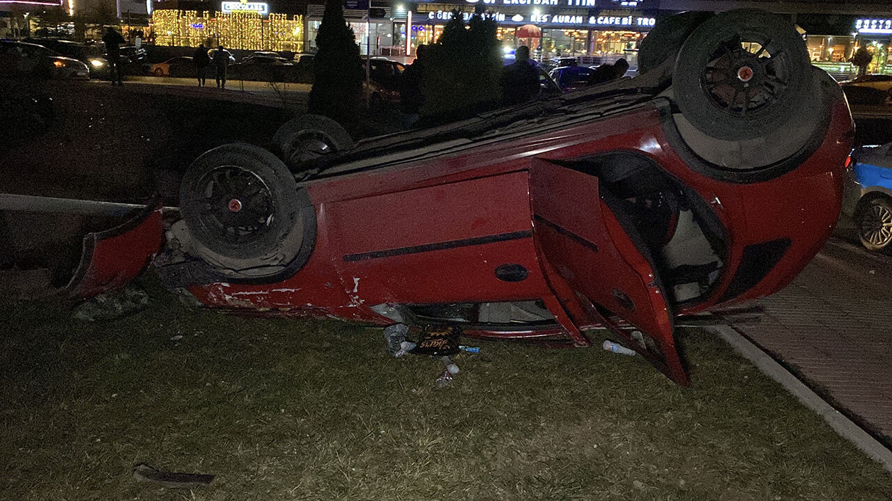 Otomobiltaklaattı (1)