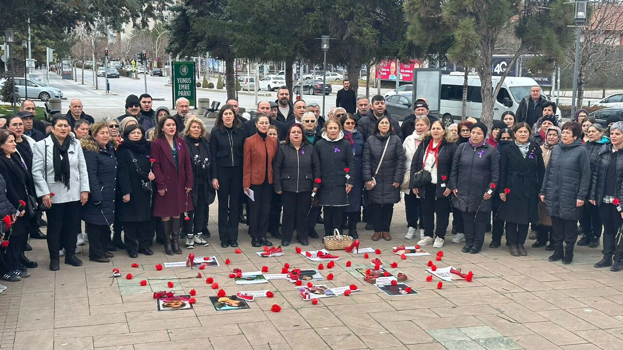 Tahtasızkadınlar (2)
