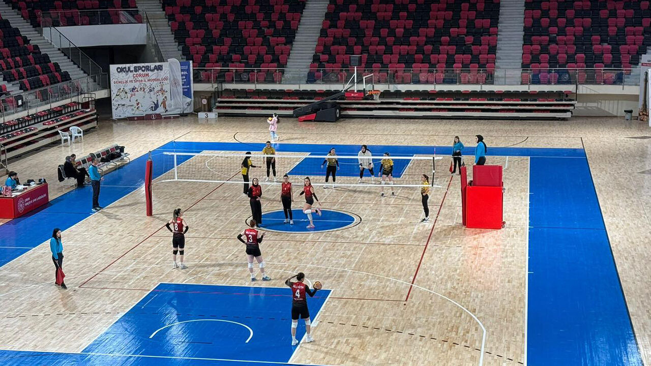 Voleybolturnuvası (1)-1