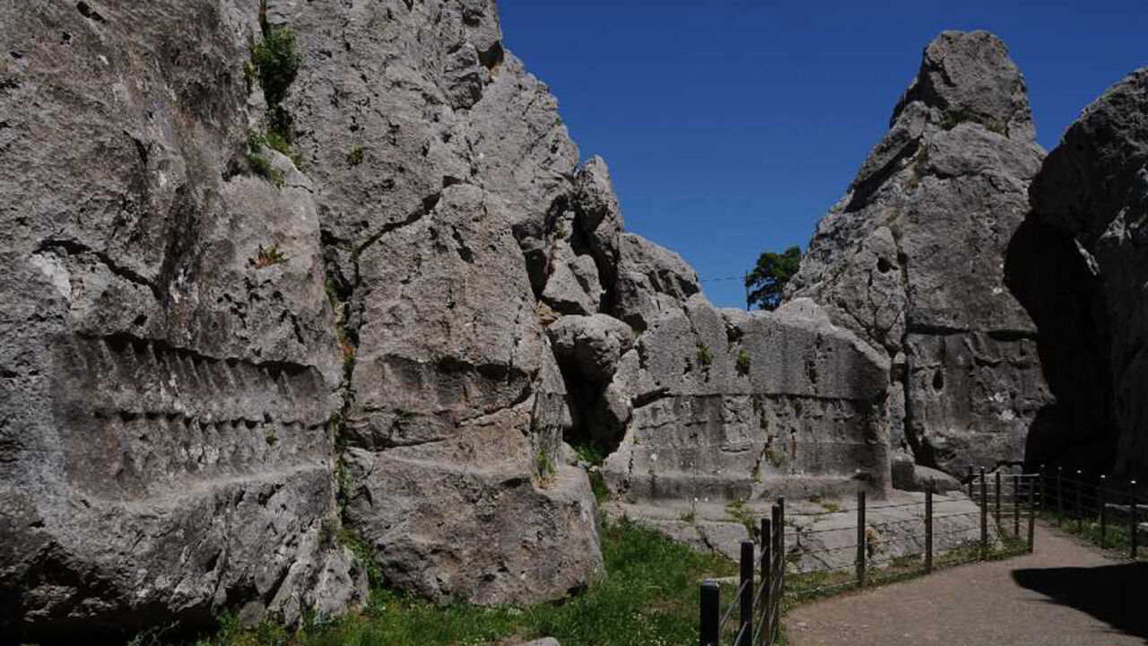 573A1F33 15Ee 45A3 A1De Aea413E3Ed36