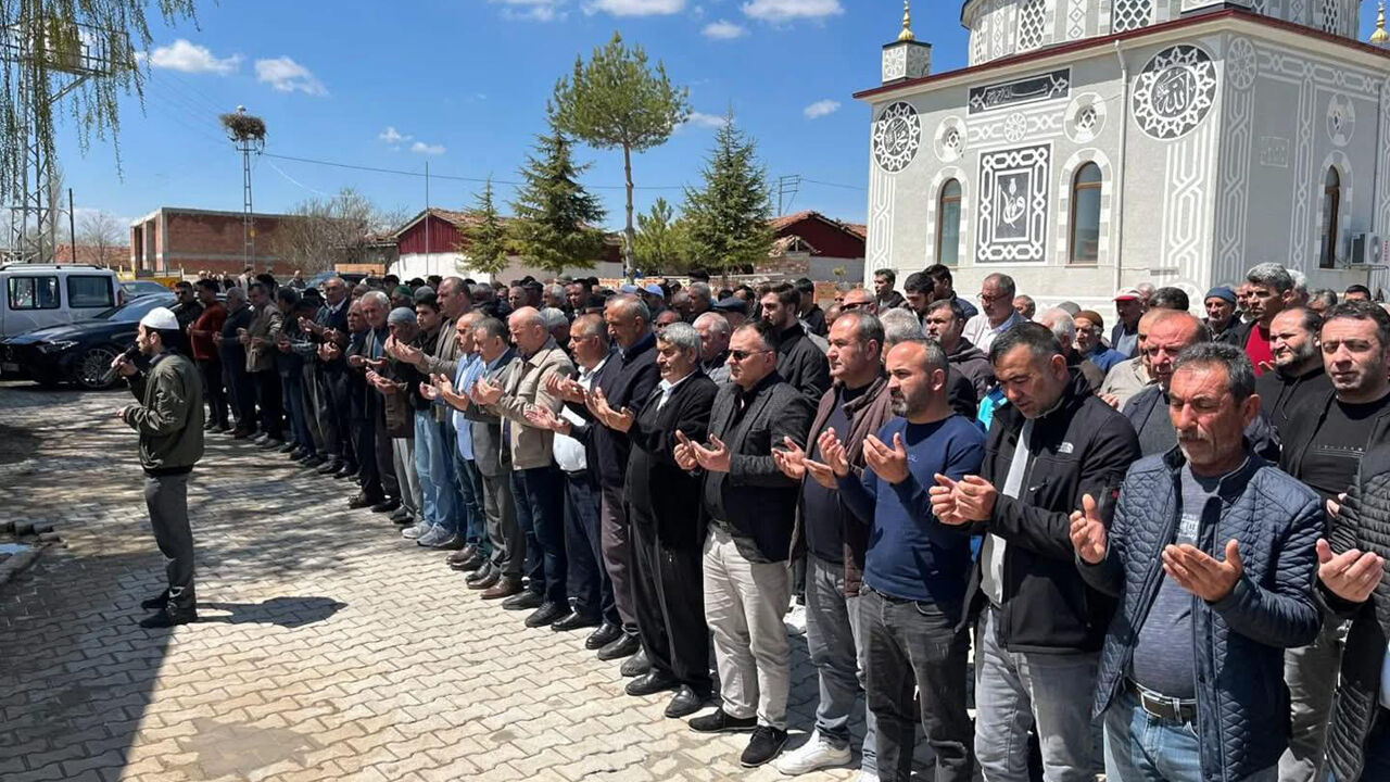 5D405E47 Df7B 45E5 8A10 D58F12Aa8179