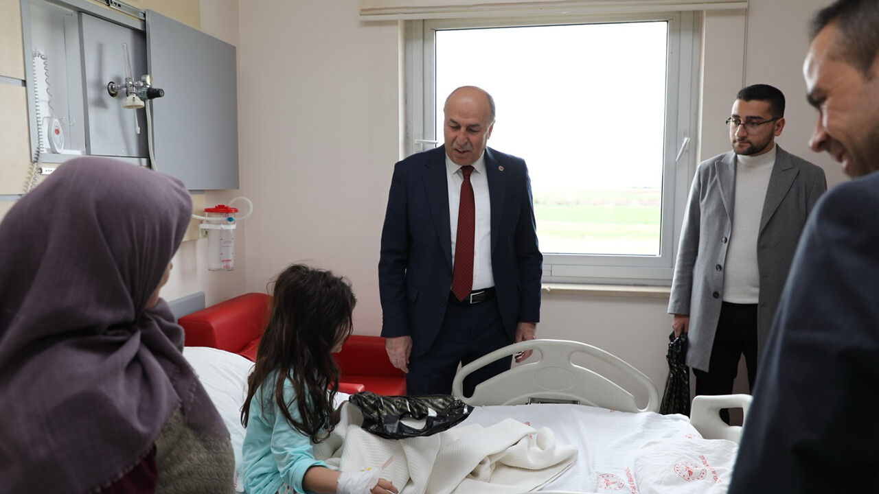 659687502 17951256123128749 6587006543843089879 N