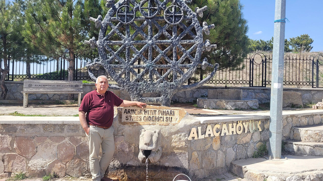 672189283 35041953055420096 40657755436933953 N-1