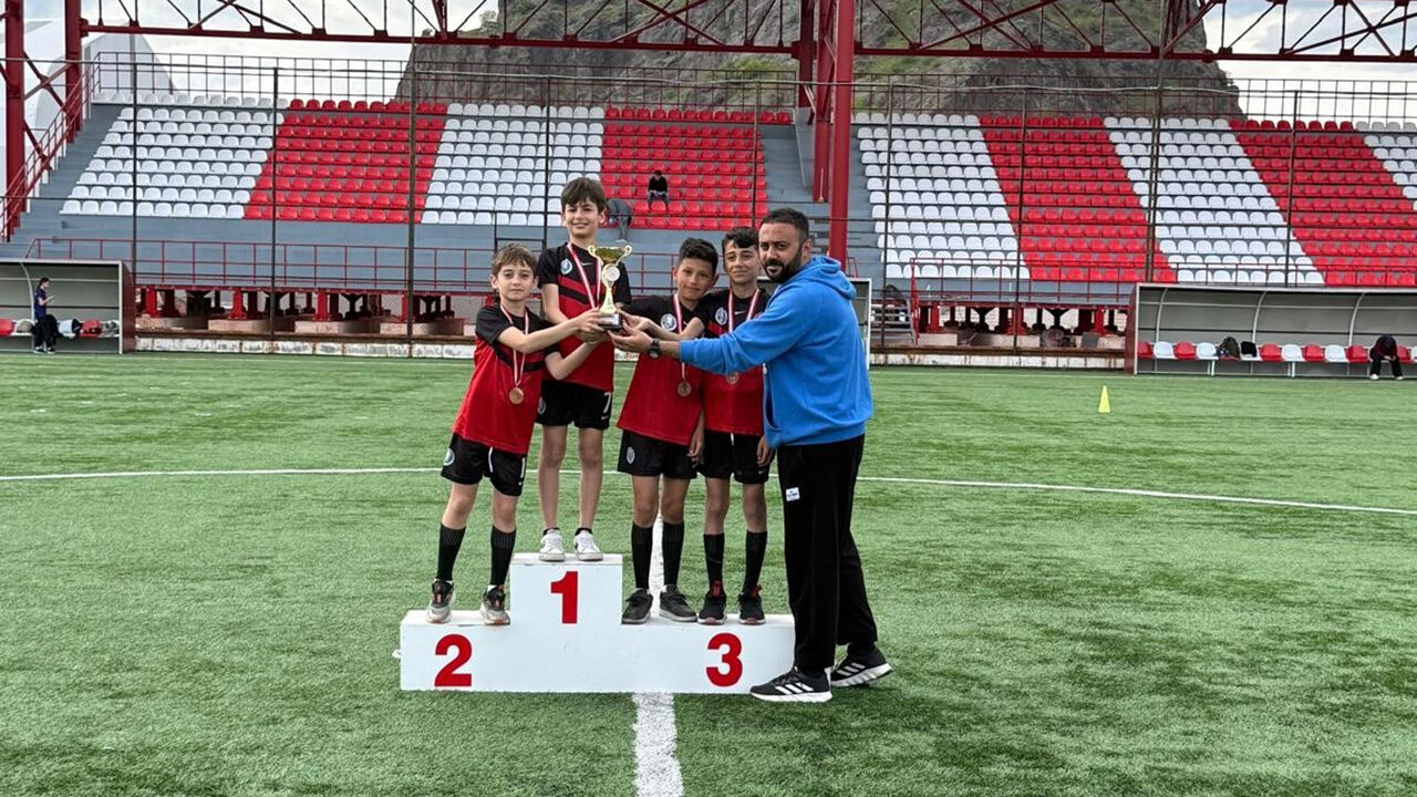 676939438 1402901215207177 8085617638120758118 N