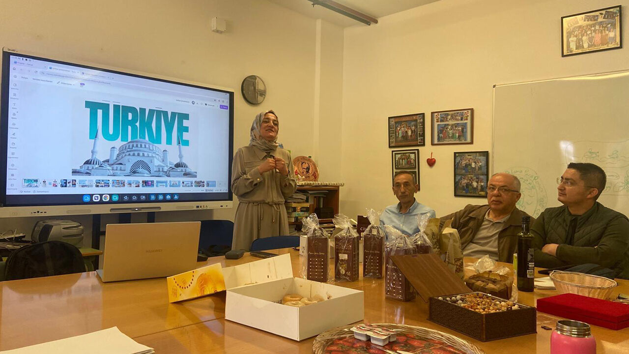 678540917 122165809004706748 4543958408522484887 N