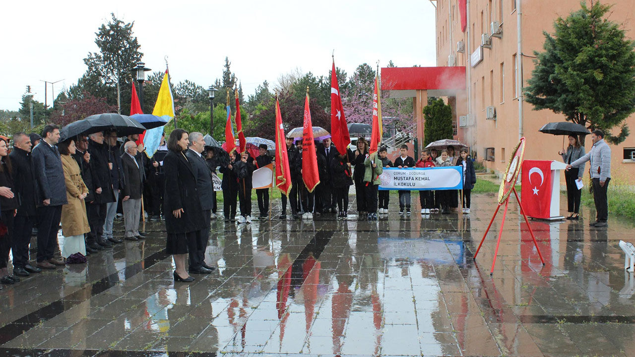 678547963 1608993460385216 7539999252702682612 N