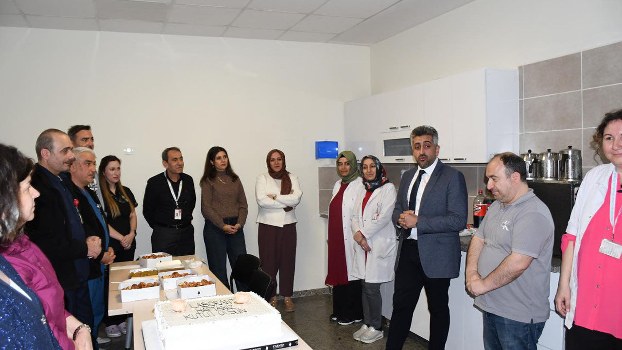 679250662 1418424766991407 8655737515593168332 N