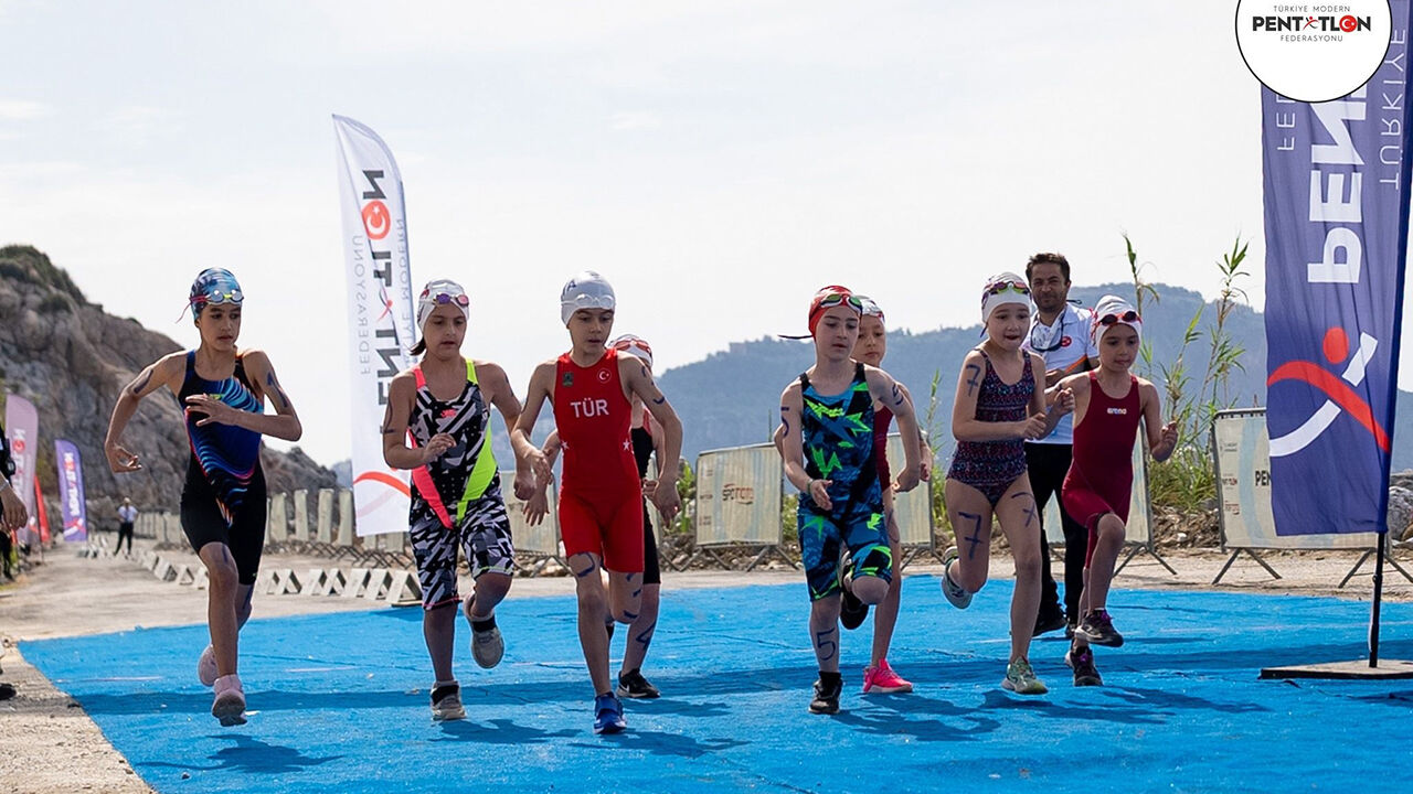 679564804 1407109598119672 8496187390923849612 N