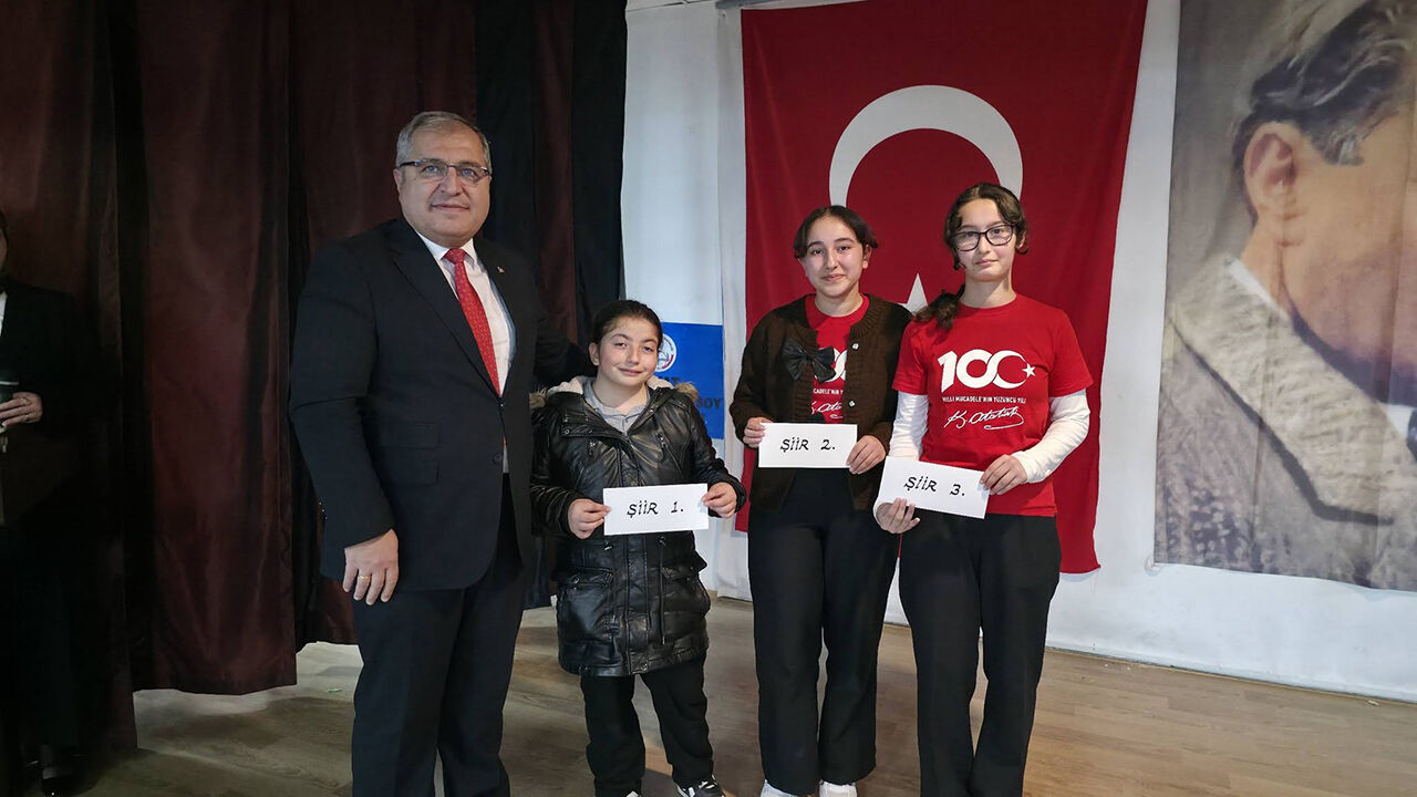 679577621 2098211277390961 4696068735475141922 N