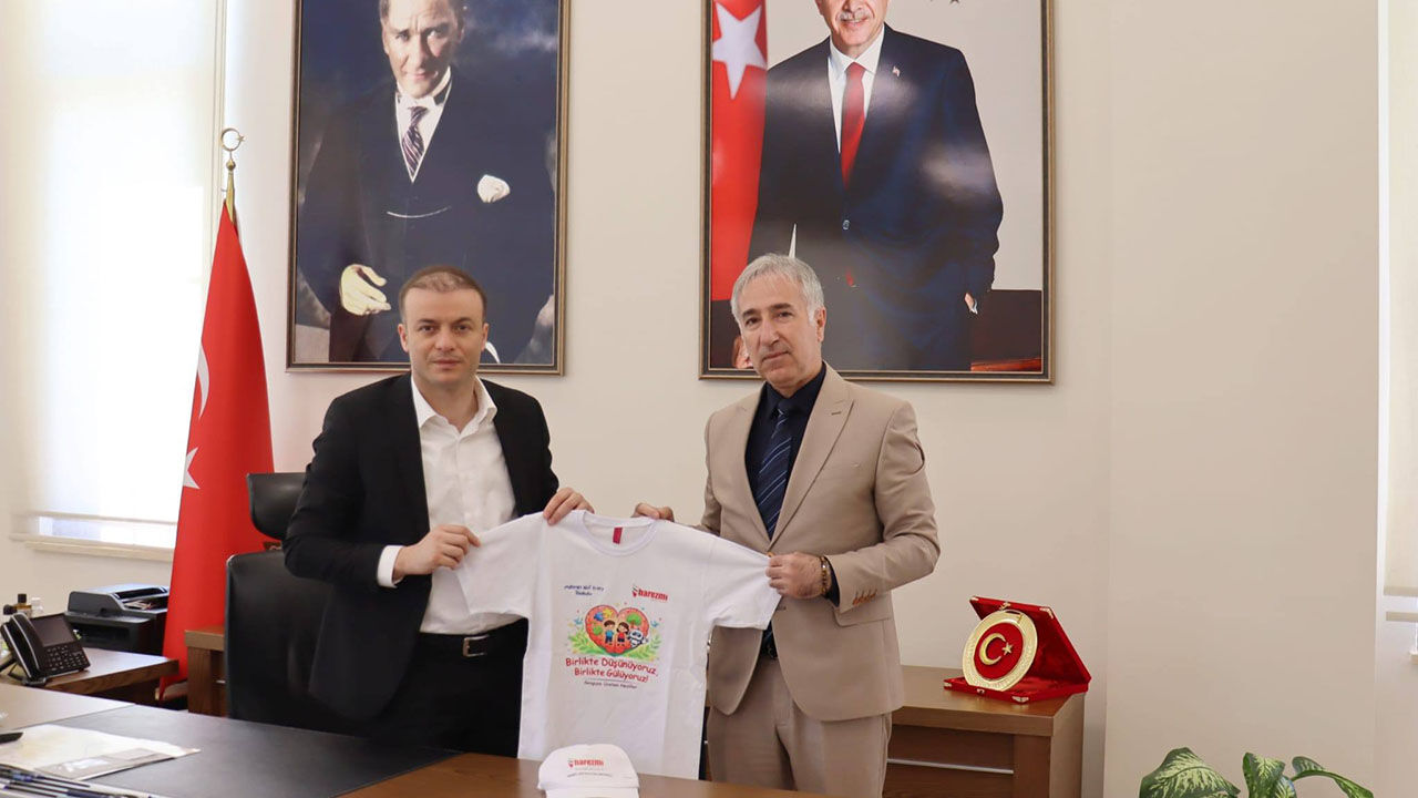 681954941 1265817812332212 950822857262216583 N