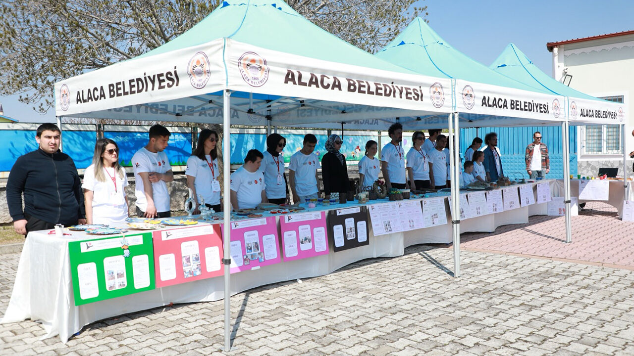 683758029 17952158796128749 899870492650338828 N