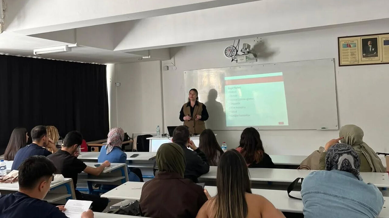 684263502 18361277212238372 8033480631143167414 N