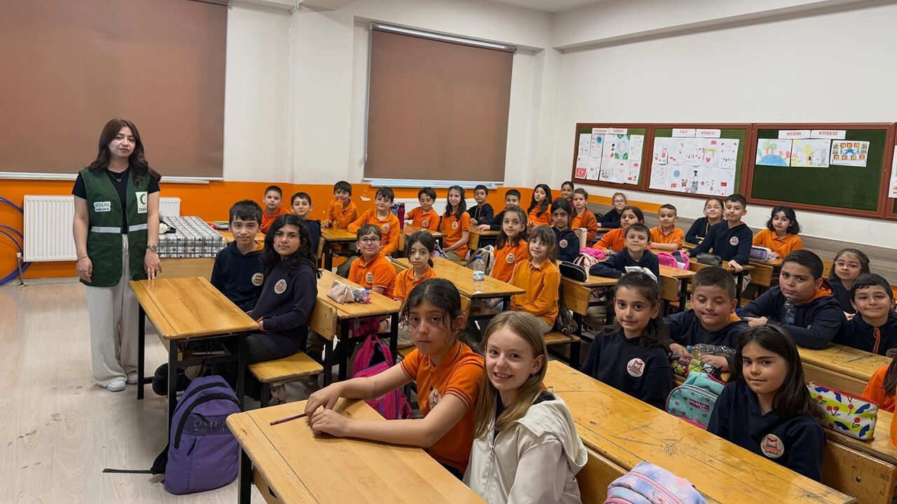 684520354 17933921637238222 2751927071514168309 N