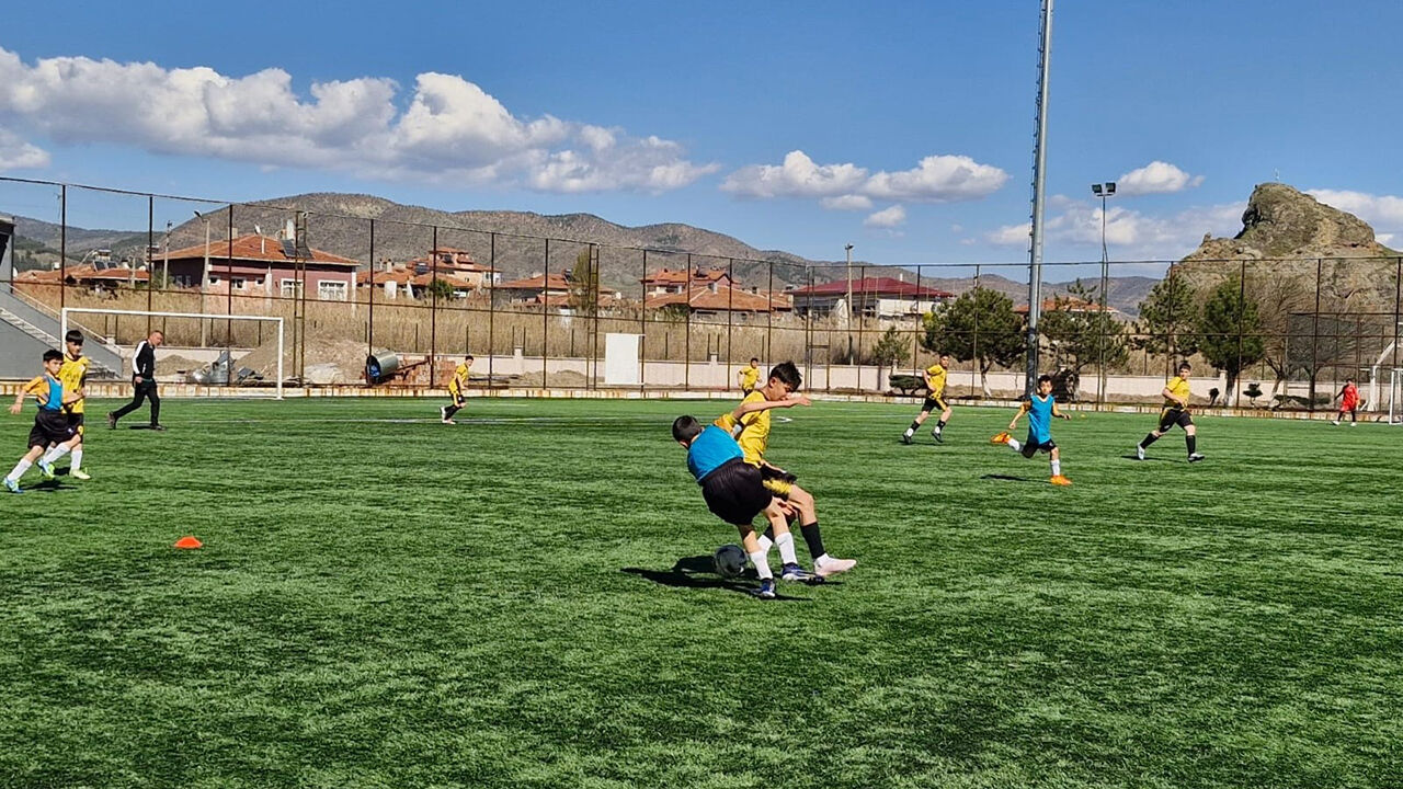 Osmancıkturnuvafutbol (1)