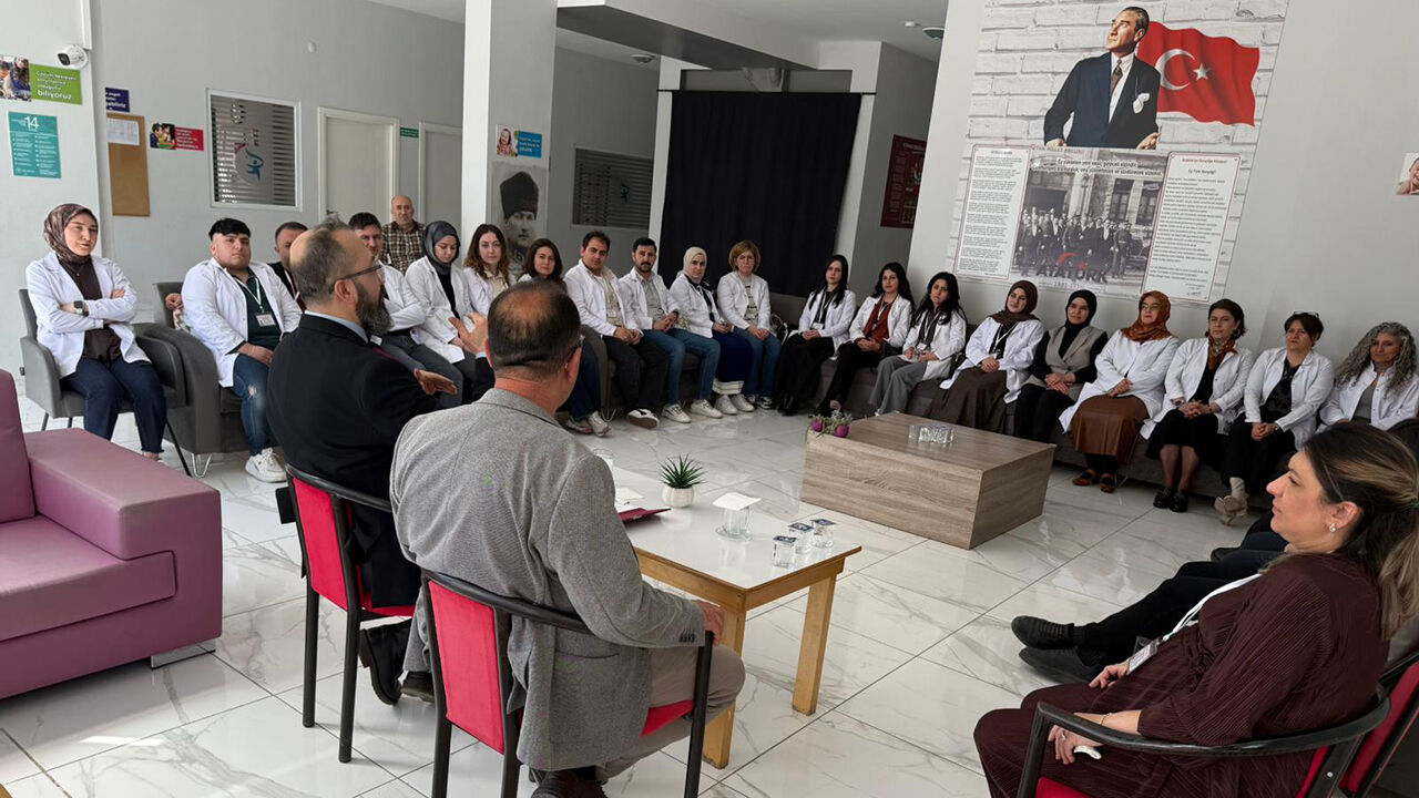 Ozelegitimailesemineri (1)